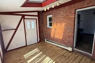 136 Henry St, Valley Stream, NY 11580 - Photo 12