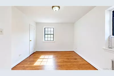 78-43 147th Street #3V, Kew Gardens, NY 11367 - Photo 16
