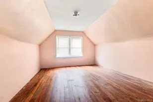 115-46 210th St, Cambria Heights, NY 11411 - Photo 10