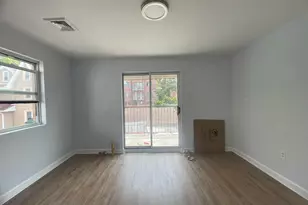 149-16 Barclay Ave, Flushing, NY 11355 - Photo 4