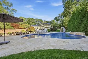 26 Astro Pl, Dix Hills, NY 11746 - Photo 38