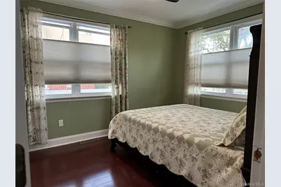 145-56 180th St, Springfield Gardens, NY 11434 - Photo 14