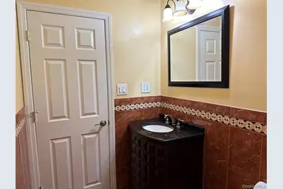145-56 180th St, Springfield Gardens, NY 11434 - Photo 18