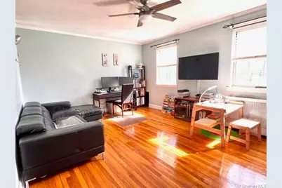 135-18 78 Ave #8F, Flushing, NY 11367 - Photo 8