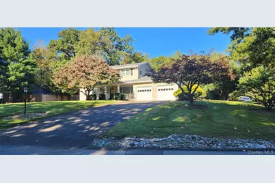 15 Sterling Forest Lane, Suffern, NY 10901 - Photo 1