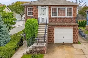 3192 Hatting Pl, Bronx, NY 10465 - Photo 2