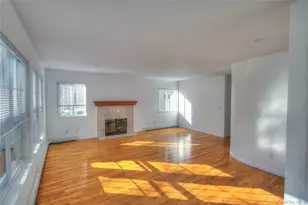 57 Dunwood Rd, Port Washington, NY 11050 - Photo 6