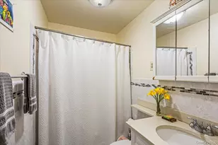 58-03 Calloway St, Corona, NY 11368 - Photo 24