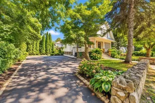 737 Bradley St, Mamaroneck, NY 10543 - Photo 2