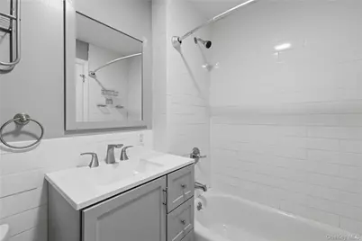 170 Old East Neck Road, Melville, NY 11747 - Photo 20