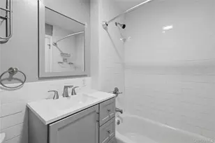 170 Old East Neck Rd, Melville, NY 11747 - Photo 20