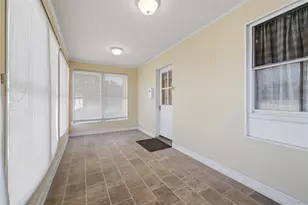 170 Old East Neck Rd, Melville, NY 11747 - Photo 4