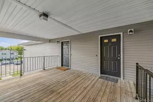 100 Hillside Dr, Middletown, NY 10941 - Photo 6