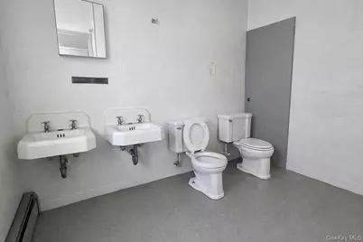 131-16 101st Avenue, Richmond Hill, NY 11419 - Photo 4