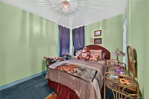31 Circle Dr W, Elmont, NY 11003 - Photo 10