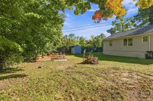 34 McKinley Ln, Poughkeepsie, NY 12601 - Photo 32