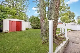89 Catherine Ave, Franklin Square, NY 11010 - Photo 22