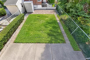 208 1st St, Yonkers, NY 10704 - Photo 8