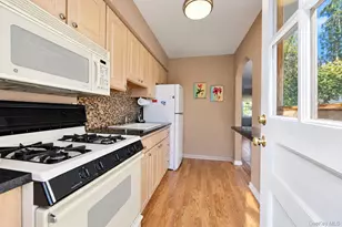 208 1st St, Yonkers, NY 10704 - Photo 14