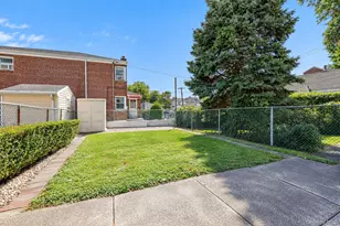 208 1st St, Yonkers, NY 10704 - Photo 6