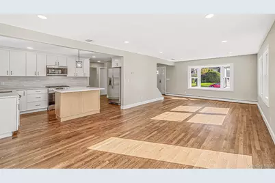 84 Empress Pines Drive, Nesconset, NY 11767 - Photo 8
