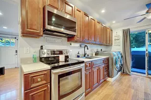 629 East Dr, Lindenhurst, NY 11757 - Photo 26