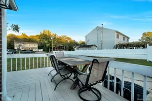 629 East Dr, Lindenhurst, NY 11757 - Photo 36