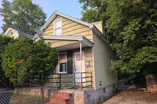 236 Holland Ave, Elmont, NY 11003 - Photo 2