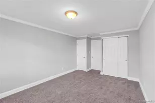 44 Pinebrook Pl, Bay Shore, NY 11706 - Photo 10
