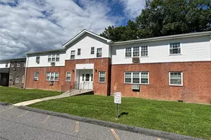 50 Cromwell Terrace, New Windsor, NY 12553 - Photo 2