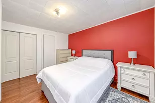 21-68 37th St, Astoria, NY 11105 - Photo 16