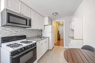 21-68 37th St, Astoria, NY 11105 - Photo 10