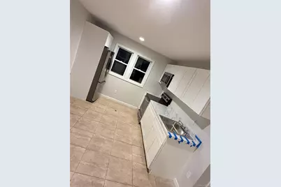 90 Dorchester Road, Ronkonkoma, NY 11779 - Photo 10
