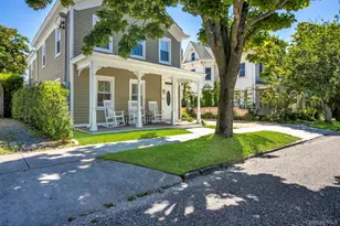430 1st St, Greenport, NY 11944 - Photo 28