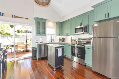 430 1st Street, Greenport, NY 11944 - Photo 18