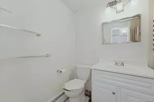 222 Smith St, Freeport, NY 11520 - Photo 12