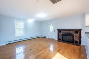 18 3rd Ave, Port Washington, NY 11050 - Photo 4