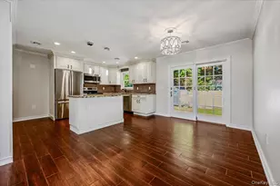 146 St Marks Pl, Massapequa, NY 11758 - Photo 6