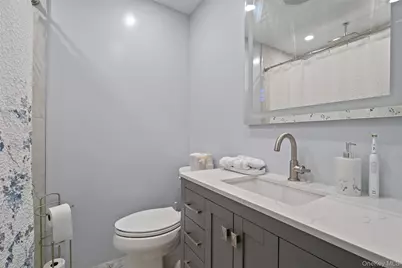 3315 Lookout Street, Mohegan Lake, NY 10547 - Photo 18