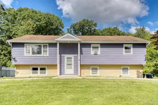 62 Delaware Rd, Newburgh, NY 12550 - Photo 2