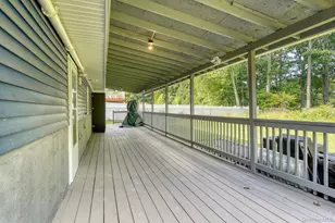 62 Delaware Rd, Newburgh, NY 12550 - Photo 8
