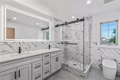 740 Willow Road, Franklin Square, NY 11010 - Photo 26