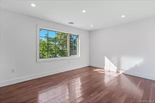740 Willow Rd, Franklin Square, NY 11010 - Photo 24