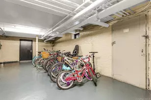 68-12 Burns St, Forest Hills, NY 11375 - Photo 30
