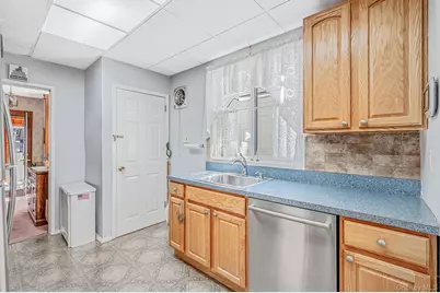 116 Hawthorne Avenue, Floral Park, NY 11001 - Photo 8