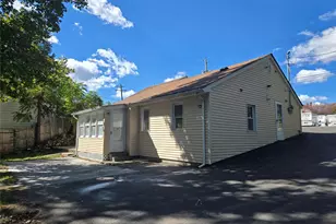 21 Fair Ave, Middletown, NY 10940 - Photo 2