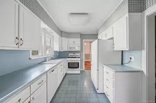 24 Seneca Rd, Ossining, NY 10562 - Photo 16