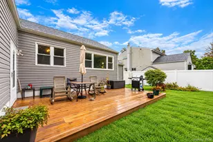 24 Chapel Pl, North Babylon, NY 11703 - Photo 18