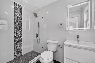 265 Roosevelt Ave, Freeport, NY 11520 - Photo 34