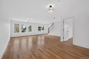 265 Roosevelt Ave, Freeport, NY 11520 - Photo 14